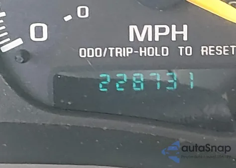 2000 Chevrolet Blazer Ls from USA, damaged, VIN 1GNCS13W2Y2124789